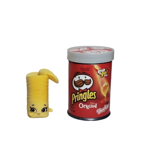 Shopkins Real Littles Snack Minis Bundle Keebler, Crunch, Pringles, Snack Pack - Picture 6 of 8